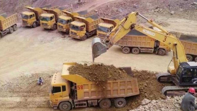 郑州小型移动破碎筛分设备：揭秘其高效与适用性