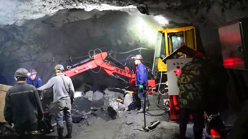 二手压路机型号参数揭秘：选购关键点解析