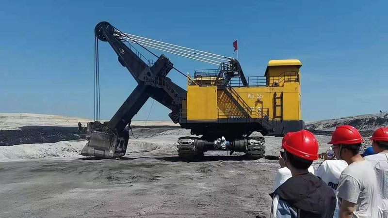 二手装载机型号参数表：揭秘选购关键指标